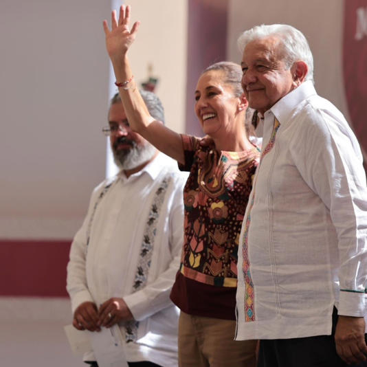  AMLO se tabalea y peligra su Maximato